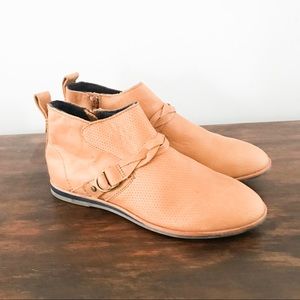OluKai Light Brown Leather Ankle Boot